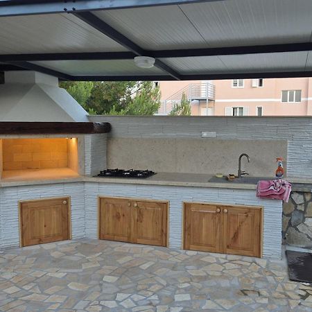 Stylish Flats With Two Bedrooms In Premantura Kültér fotó