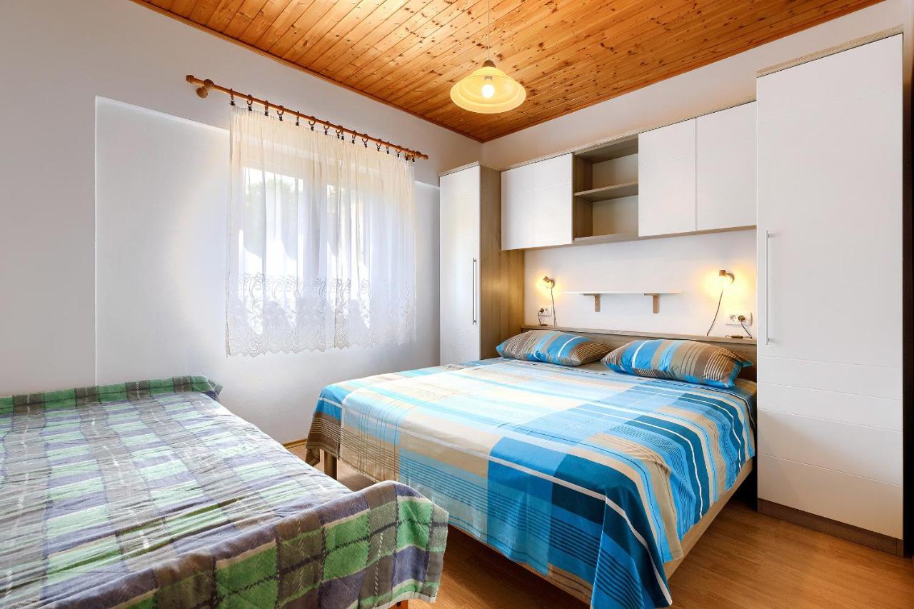 Stylish Flats With Two Bedrooms In Premantura Kültér fotó