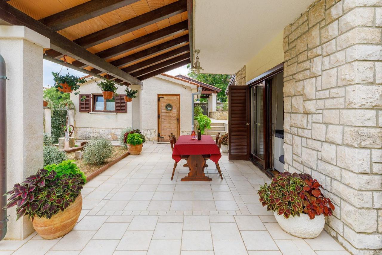 Stylish Flats With Two Bedrooms In Premantura Kültér fotó