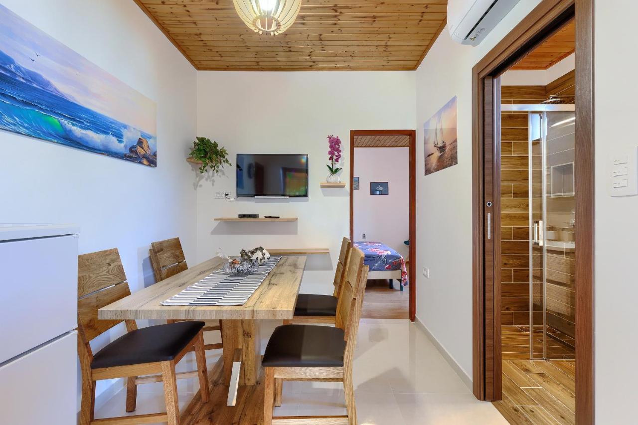 Stylish Flats With Two Bedrooms In Premantura Kültér fotó