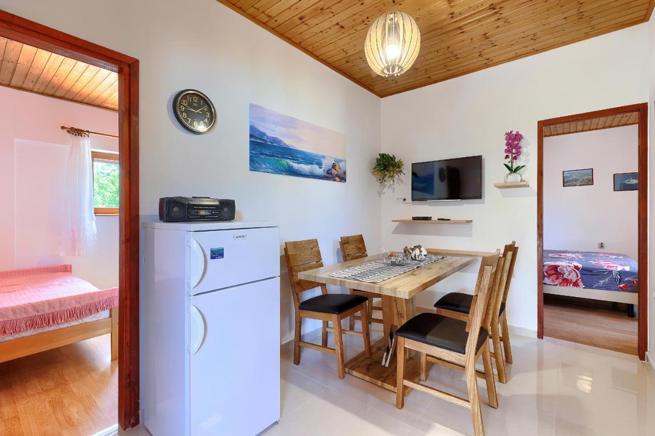 Stylish Flats With Two Bedrooms In Premantura Kültér fotó